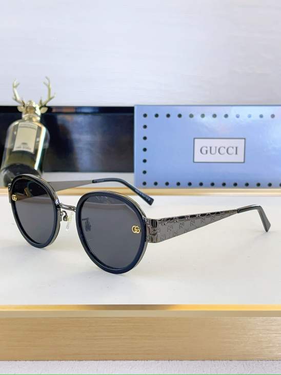 Picture of Gucci Sunglasses _SKUfw80048789fw